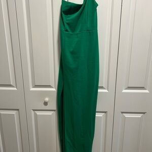 Elegant Green Strapless Dress
